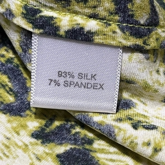 St. John Chic Leopard Silk Blend Print Tank Top - Green and Black Size Medium - Picture 4 of 7